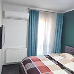 Avangarden Apartment