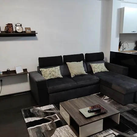 Avangarden Appartement *
